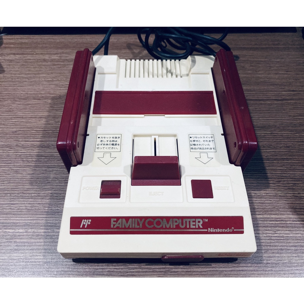 Máy game 4 nút Famicom NES 1989 xưa
