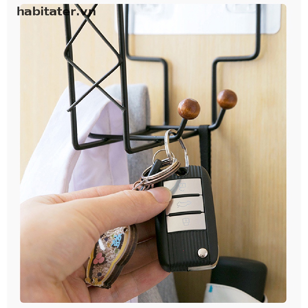 Giá Đỡ Mũ Bảo Hiểm Gắn Tường Tiện Dụng Cho Xe Máy