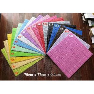 Xốp dán tường 4.5mm kt 70x77cm