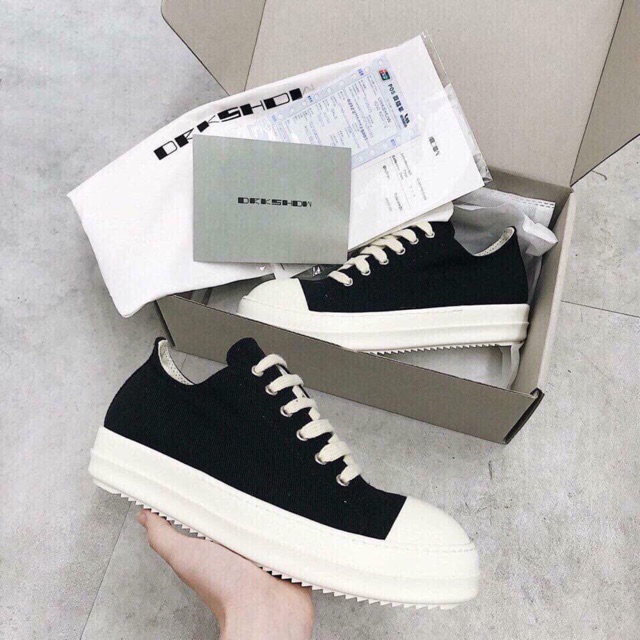 Giày Rich Owen đen cổ thấp đế có mùi thơm