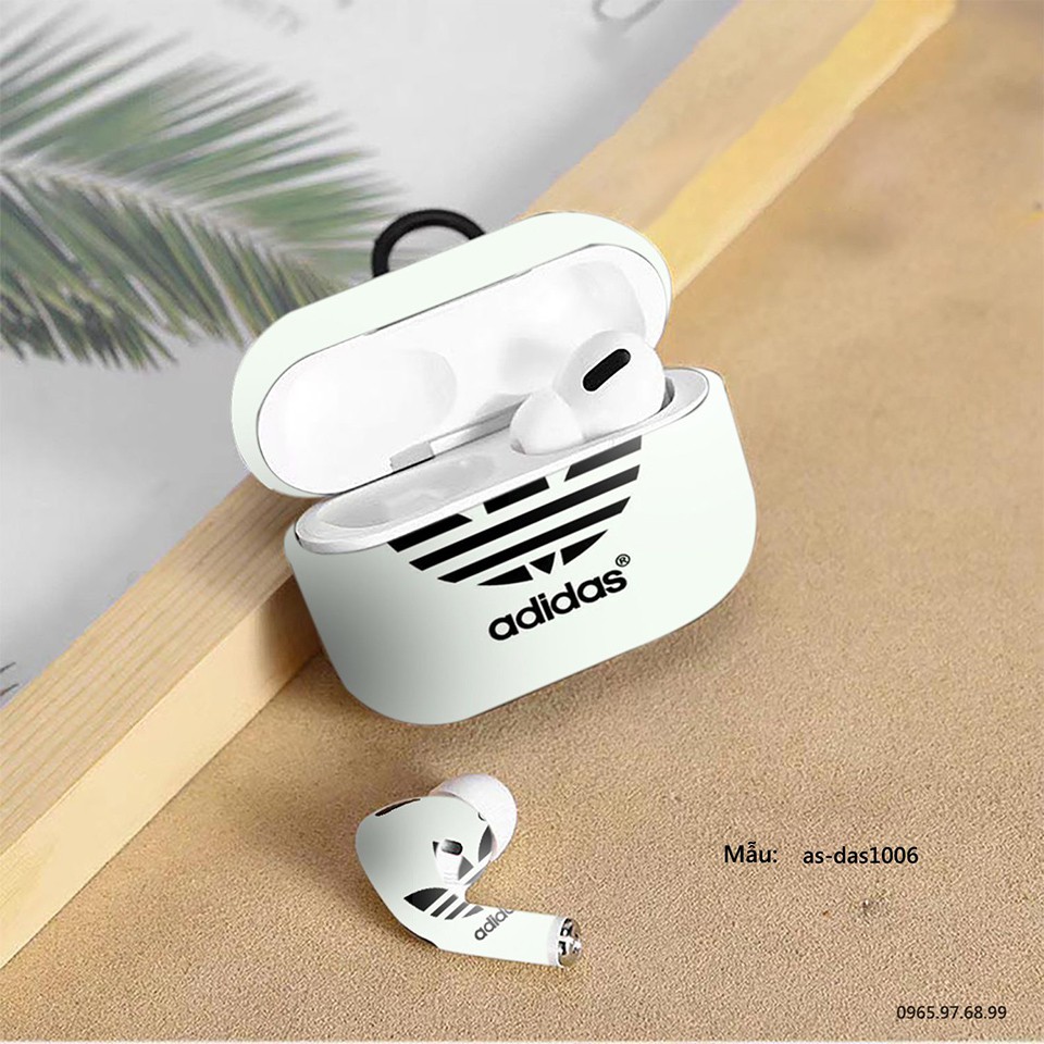 Miếng dán skin cho AirPods Pro in hình thiết kế Adidas bảo vệ chống xước tai nghe.