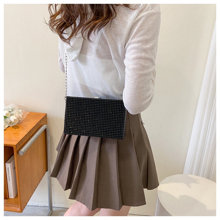 Túi đeo chéo JASMIN NOIR đính đá phối dây xích thời trang sành điệu dành cho nữ