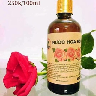 Nước hoa hồng Trần Mao, sản phẩm 100% từ hoa hồng tự nhiên Đà lạt là loại thần dược không thể thiếu cho làn da của bạn..