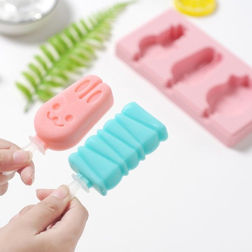 Khuôn làm kem que có nắp đậy chất liệu silicone an toàn (KKS23)