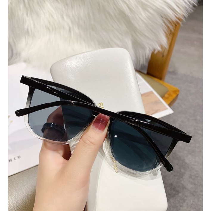 Mắt kính râm thời trang chống nắng du lịch D92