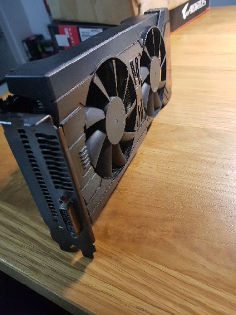 RX 570 Card màn hình PowerColor