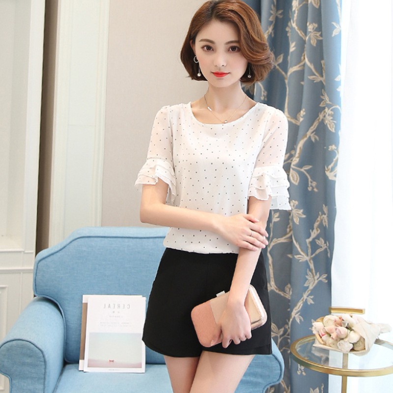 Áo cổ thuyền tay bèo họa tiết chấm bi chất vải chiffon có size lớn cho nữ