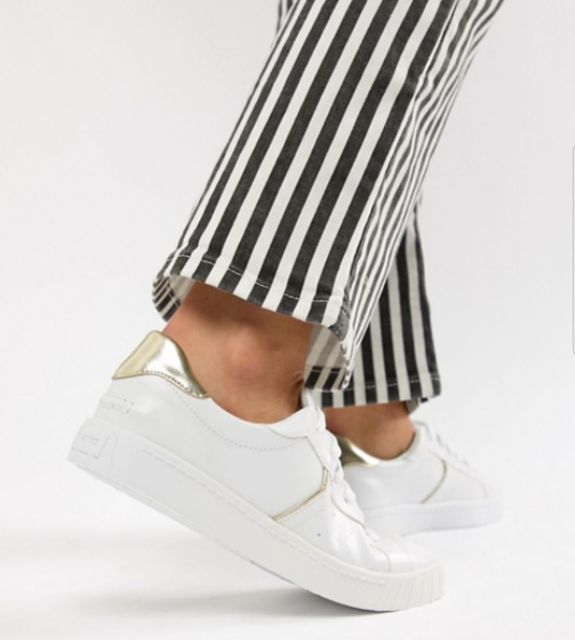 Giày STRADIVARIUS WHITE TRAINERS WITH HELL DETAIL