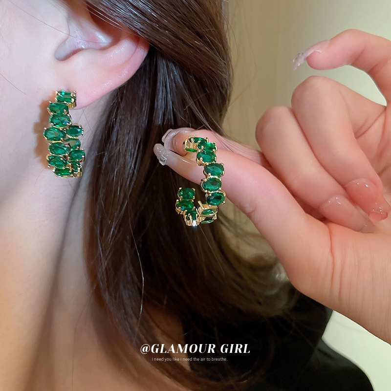 Khuyên Tai Đính Đá Ngọc Lục Bảo Hình Bán Nguyệt