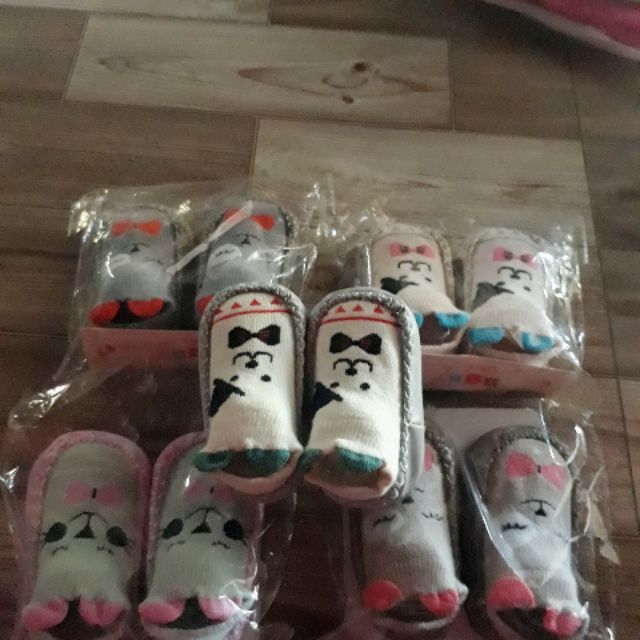 Giày len tập đi
