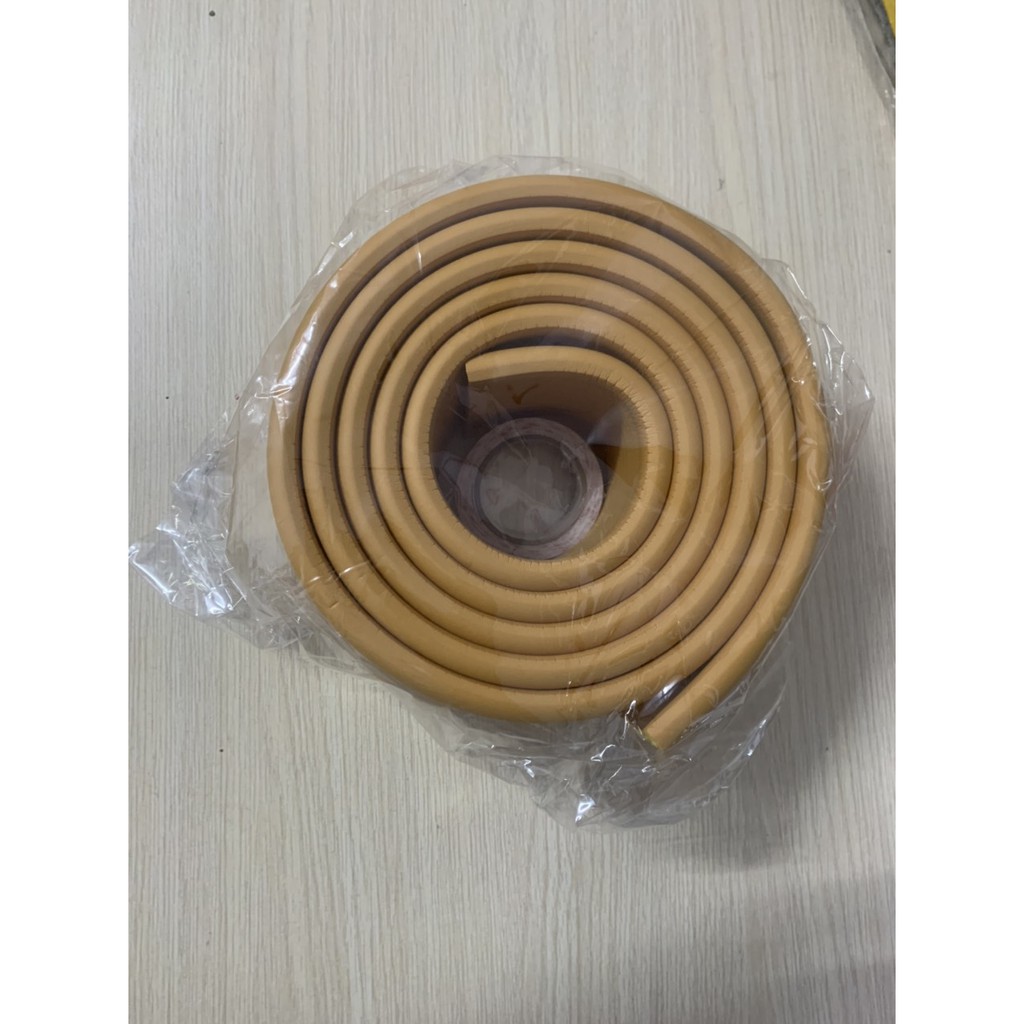 Xốp mút đa năng bọc cạnh bàn cạnh giường chống va đập bảo vệ đầu bé dài 2m, rộng 8cm hàng loại 1