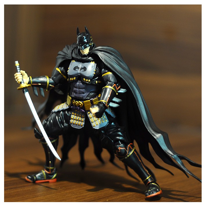 Mô hình SHF Batman Ninja DC Comics 16cm (BL)