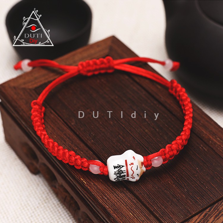 Dây chỉ đỏ May Mắn Mèo Gốm DutiOS - VNM004