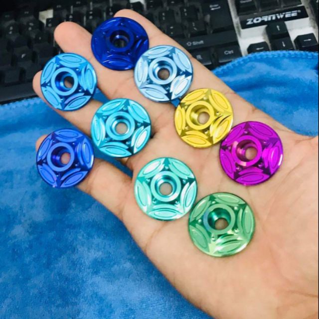 Gù tay lái Gr5 luôn ốc