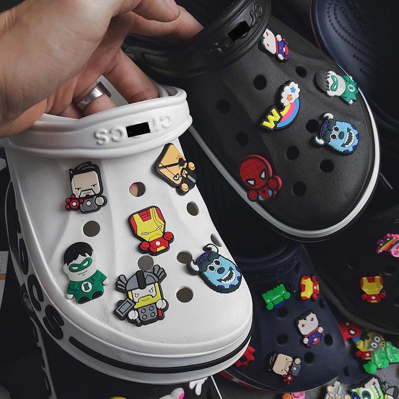 dép Cross cho bé đế bành mì BAY Anhiều màu tặng thêm 6 sticker cross