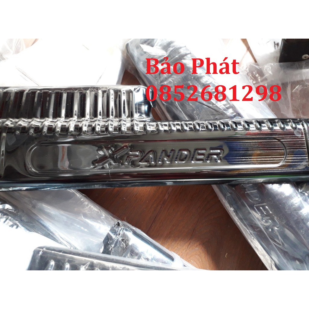 Bộ ốp bậc trong xe Mitsubishi Xpander dùng chung các form 2018 - 2021 titan