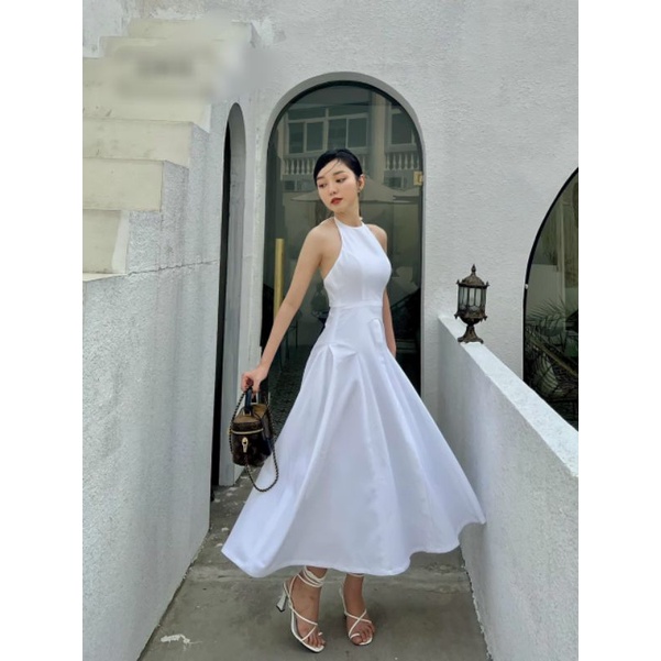 Maxi yếm trắng nơ cổ