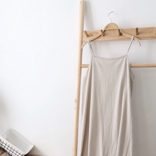 Váy hai dây vải linen