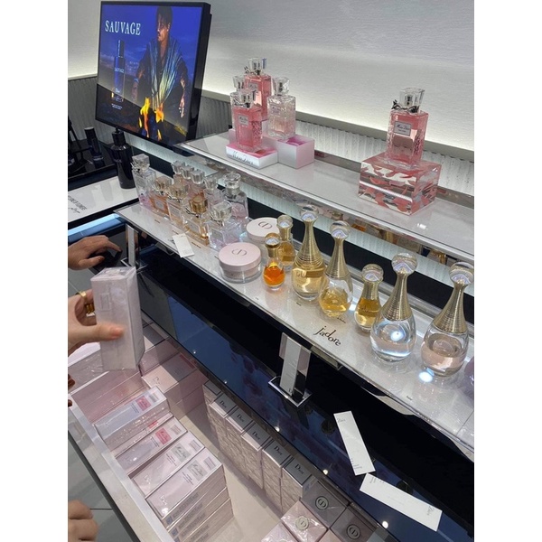 Nước Hoa Dạng Lăn Miss Dior Blooming Bouquet Roller-Pearl 20ml - CHÍNH HÃNG