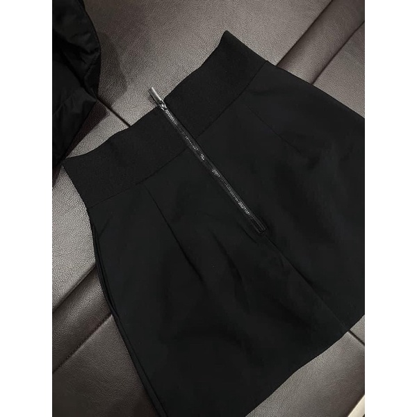 M180-CHÂN VÁY KHOÁ SAU CẠP TO SIÊU HOT