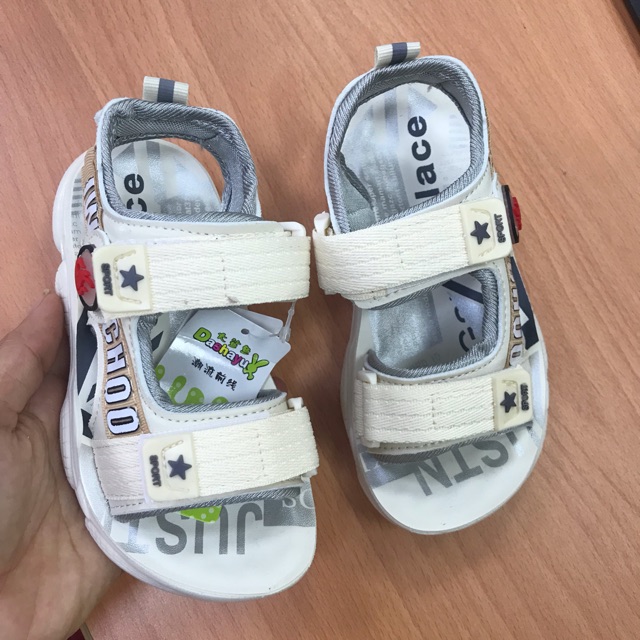 Sandal trẻ em hàng xịn sò