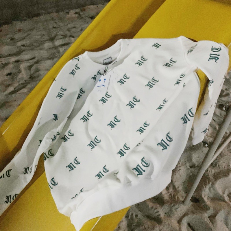 𝐋𝐎𝐆𝐎 𝐏𝐀𝐓𝐓𝐄𝐑𝐍 𝐒𝐖𝐄𝐀𝐓𝐄𝐑 (Áo tay dài full logo)