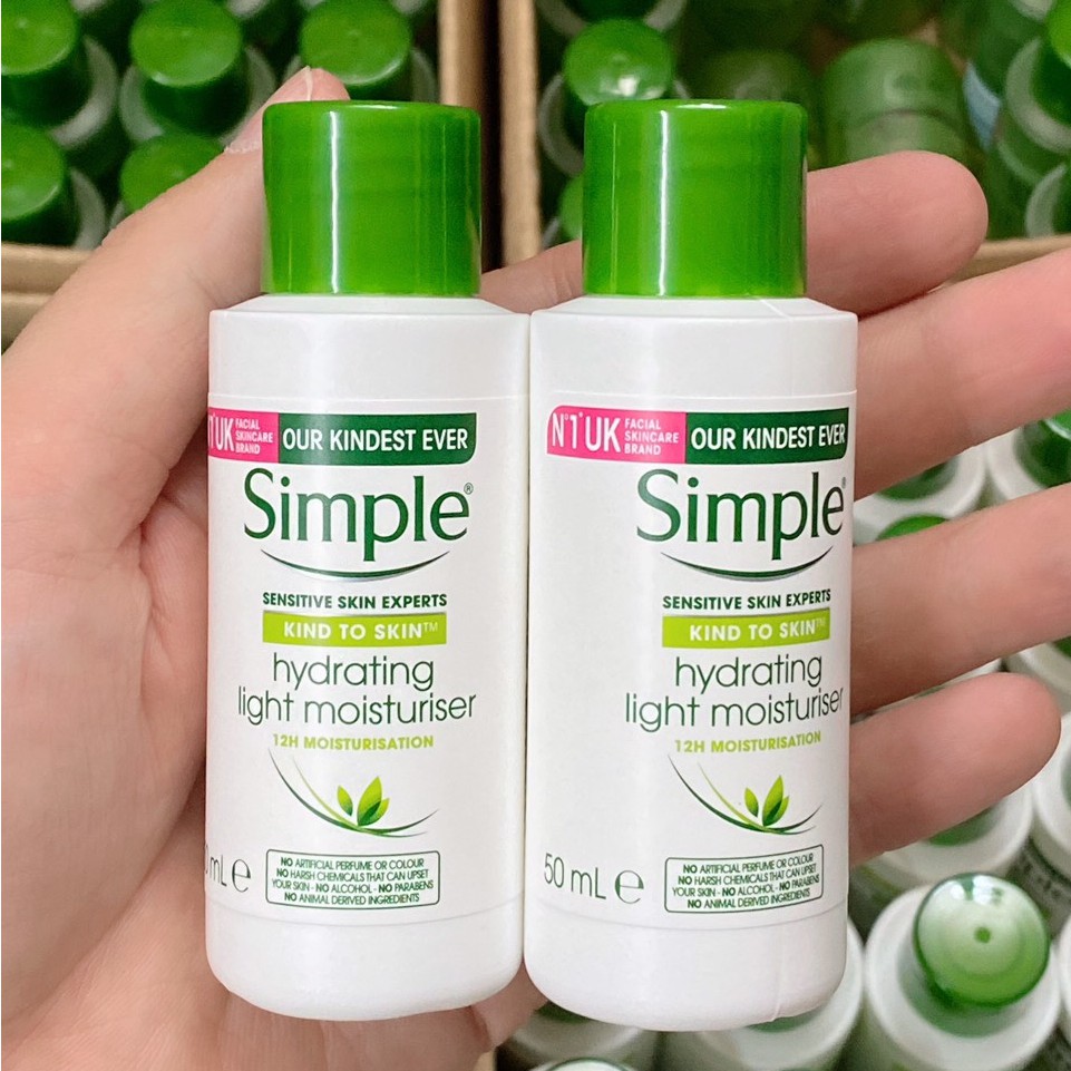 KEM DƯỠNG SIMPLE KIND TO SKIN HYDRATING LIGHT MOISTERISER 50ML chuẩn