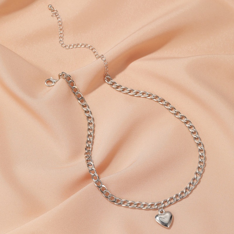 Vòng Cổ Choker Mặt Trái Tim Thời Trang Cho Nữ