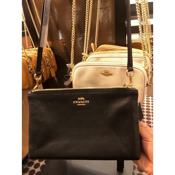 Túi xách Coach màu Hồng xinh -chính hãng