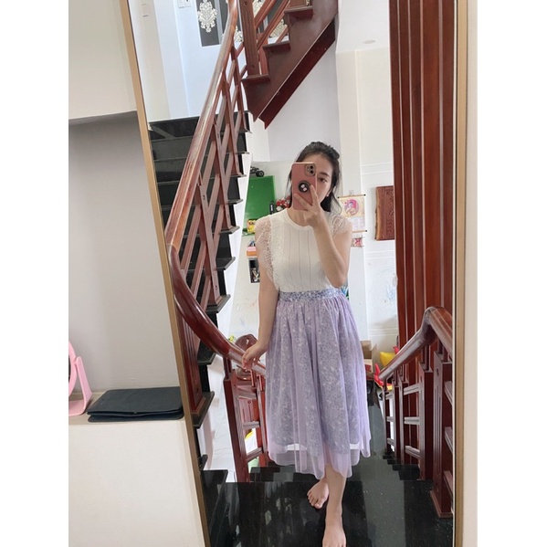 Set áo len trắng phối ren cánh tiên và chân váy công chúa