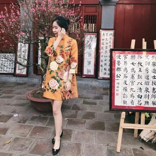 Đầm gấm hoa cúc