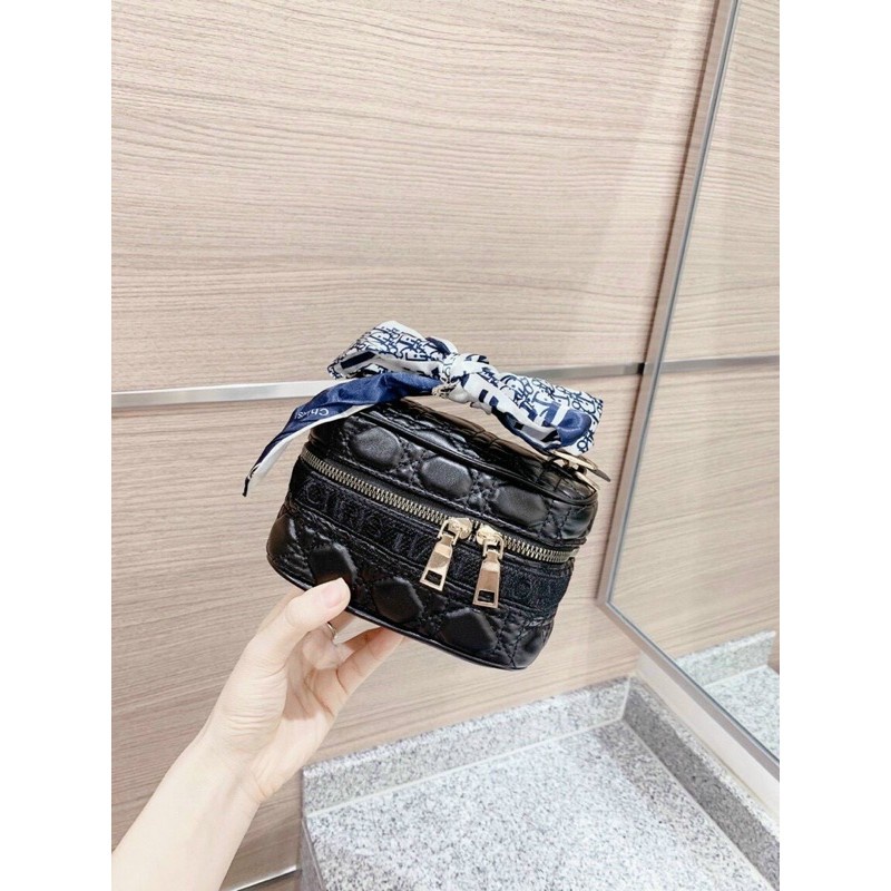 Túi Hộp Christian Mini Đeo Chéo Cuốn Khăn 🧡🧡🧡 Freeship 50k