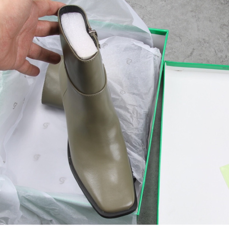 Boots cổ ngắn da mềm . xuất Anh