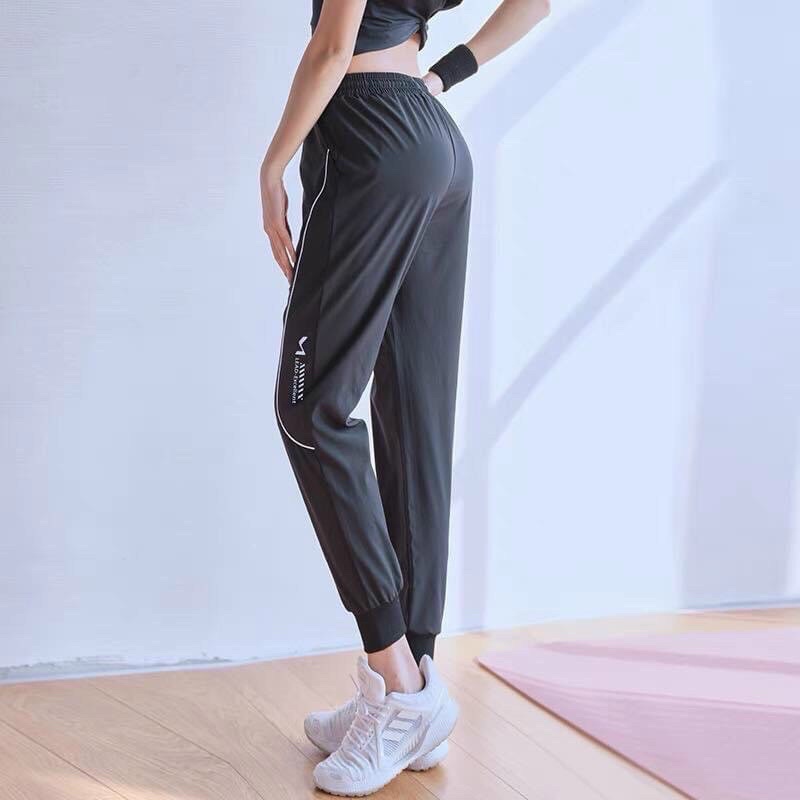 Quần jogger dù Lead Excellent có giãn thể thao tập gym yoga chạy bộ đi chơi đều siêu xinh