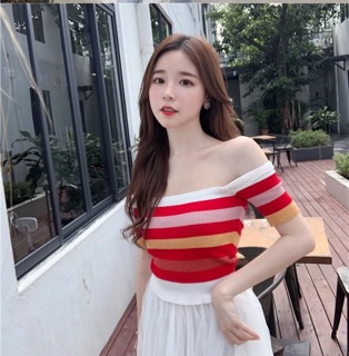 Áo trễ vai kẻ nhiều màu