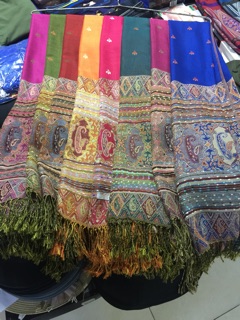 Khăn thổ cẩm