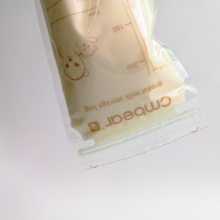 Hộp 30 túi trữ sữa Cmbear 220ml cho mẹ và bé