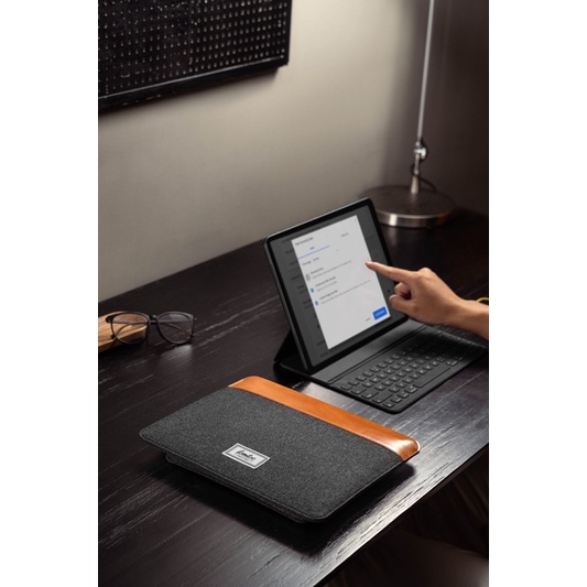 TÚI CHỐNG SỐC TOMTOC (USA) FELT &amp; PU LEATHER FOR IP@D
