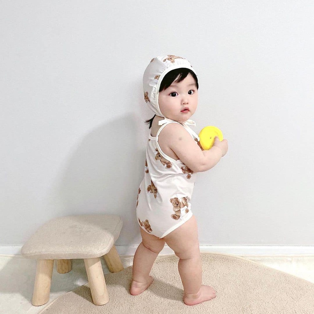 Đồ bơi bé gái 2 dây kèm mũ hoạ tiết gấu Teddy hàng QCCC