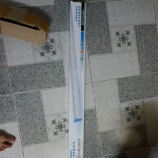 Đèn cho hồ cá 80-90cm