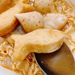 [ PHÚ NHUẬN]Chả hình con cá trộn trứng cá Roe