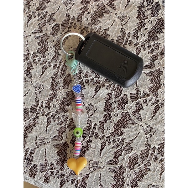 Móc khoá màu sắc tim đáng yêu Honniee