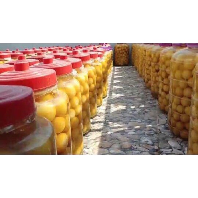 Chanh muối nhà làm Bà Nhiêm