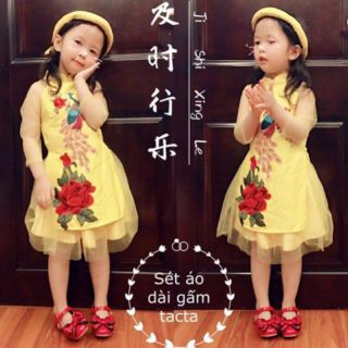 Áo dài đắp thêu con công + hoa hồng cho bé gái + chân váy + mấn