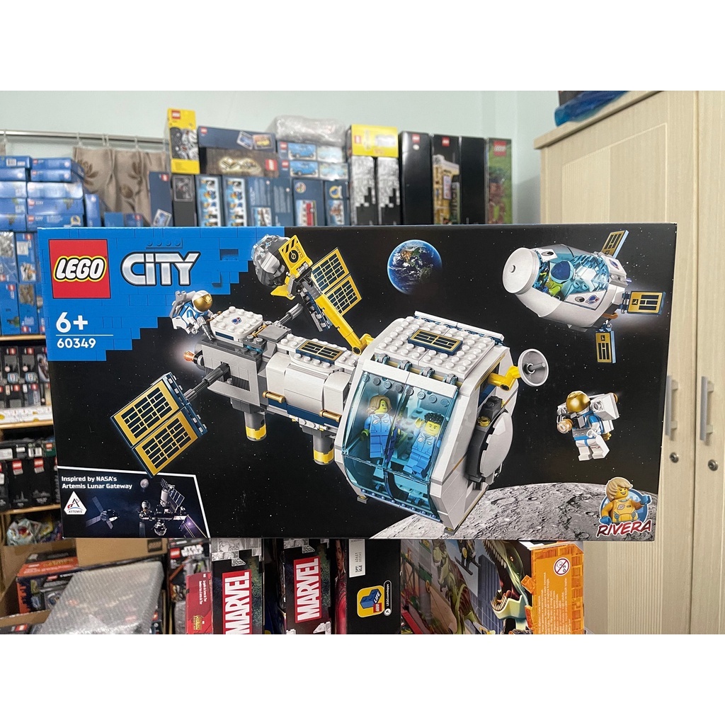 LEGO 60349 - City -  Lunar Space Station - Trạm vũ trụ không gian