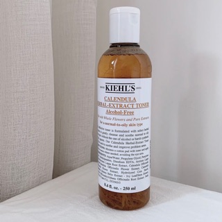 Toner hoa cúc Kiehl’s