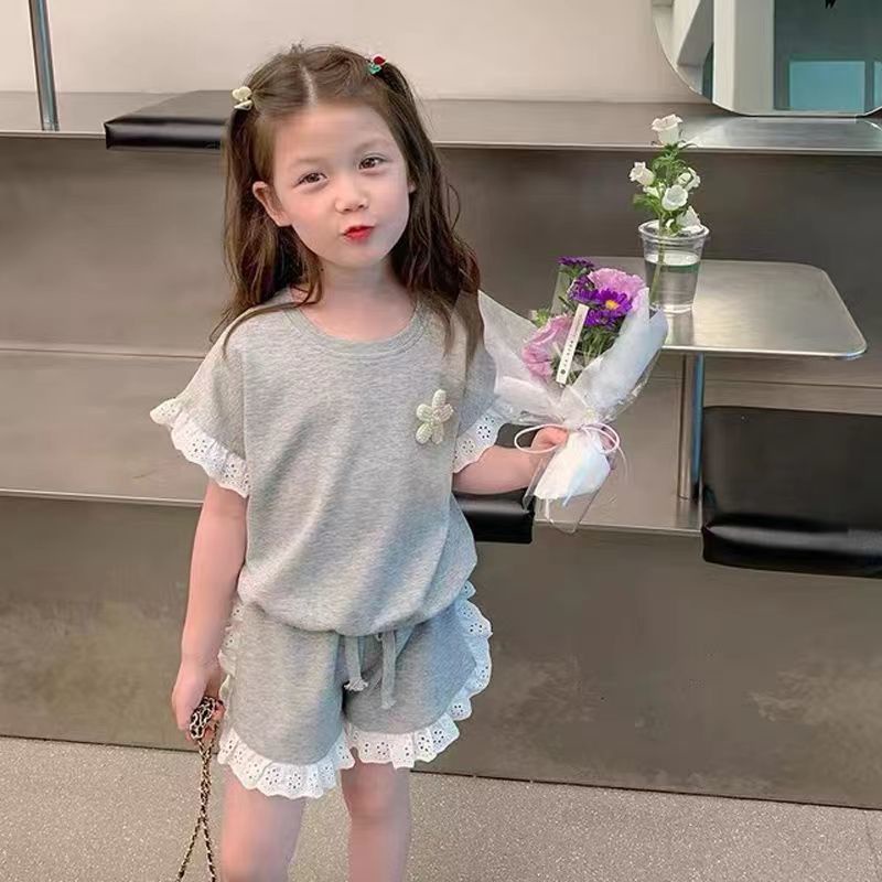 Set Đồ Thể Thao Hai Mảnh Gồm Áo Tay Cộc Và Quần Ngắn Thời Trang Mùa Hè Mới Cho Bé Gái