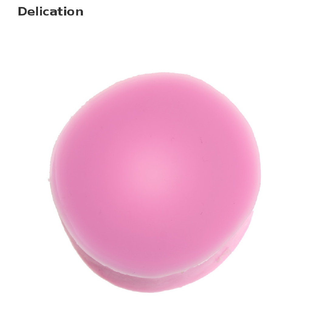 Khuôn silicon làm bánh/xà phòng trang trí hình bóng đá