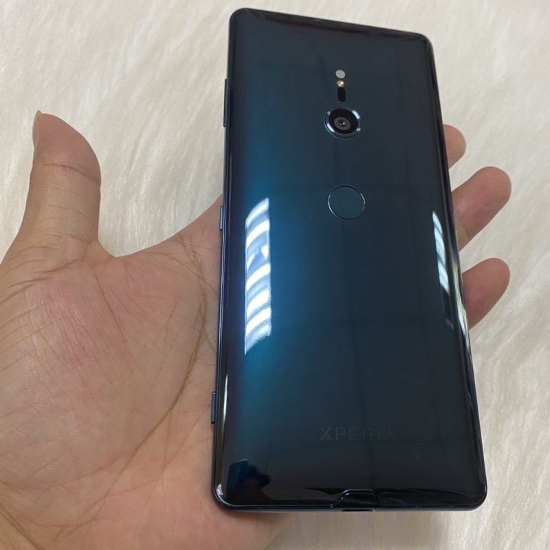 ĐIỆN THOẠI SONY XPERIA XZ3 ram4/ rom 64g