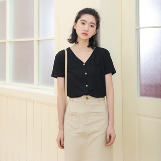 Áo thun basic cổ tim | Ginkgo Clothing